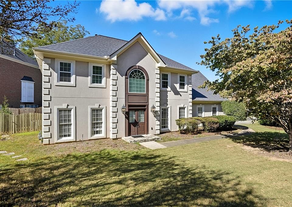1st image of 400 Gatehouse Ct