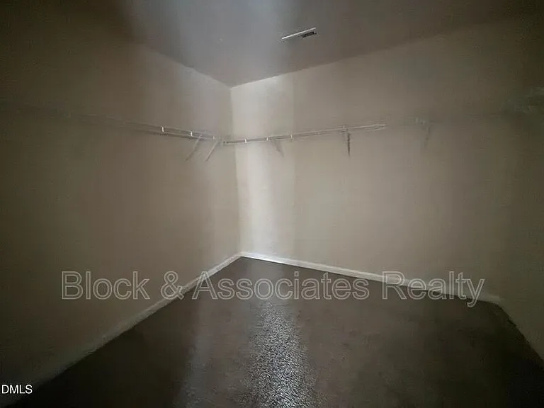 268 Abbots Mill Dr — Photo 36