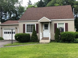 6 Davis Pl, New Hartford, NY 13413