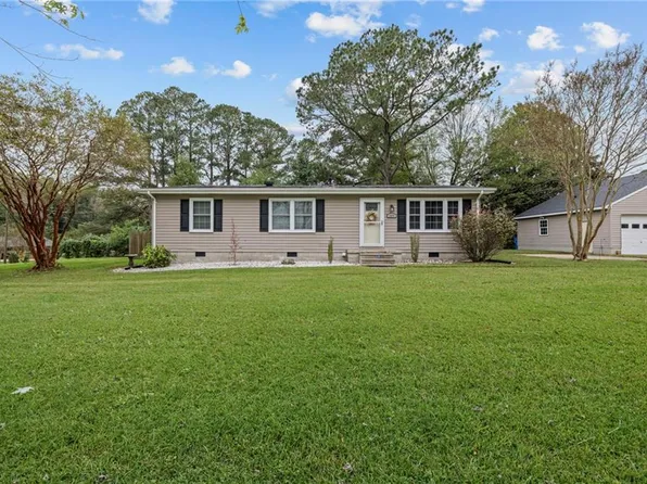 23278 Jay St, Franklin, VA 23851