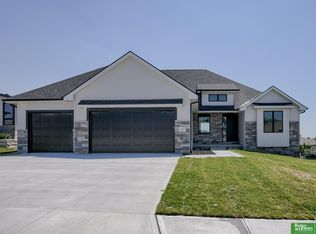10707 S 175th Ave, Omaha, NE 68136