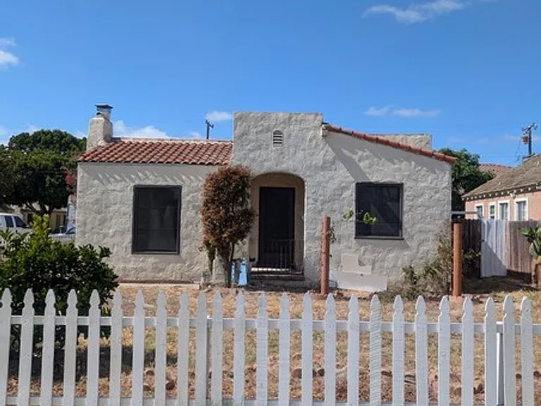 301 E Fesler St — Photo 1