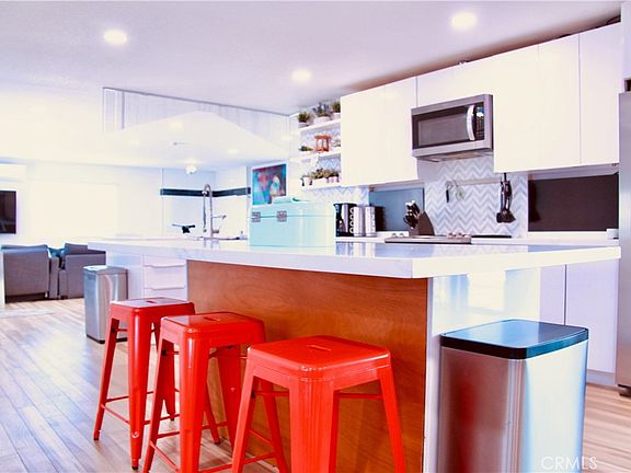 3rd image of 7112 Mecca Rd