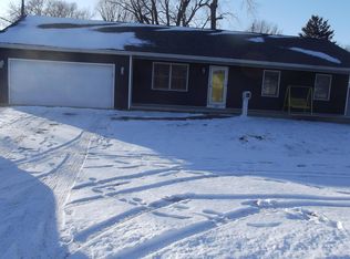 111 S College St, Chatham, IL 62629