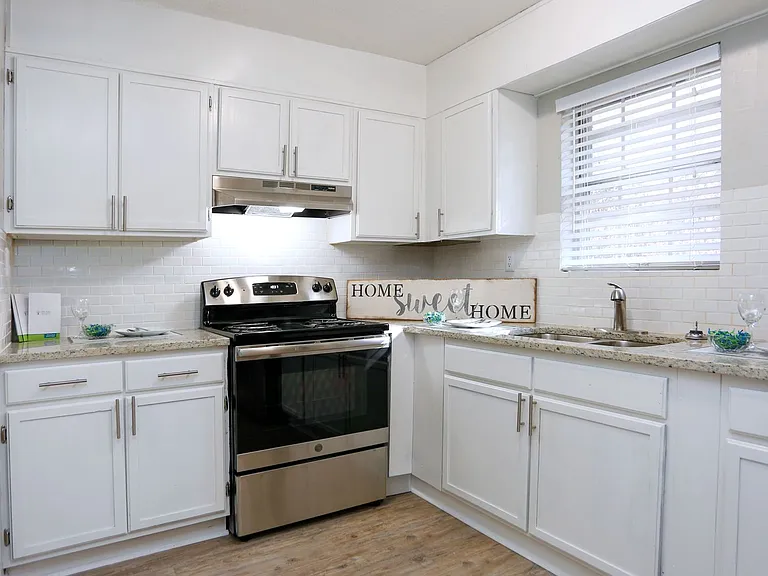 Crystal Grove Townhomes LLC — Photo 45