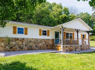 4543 S Creek Rd, Cookeville, TN 38506