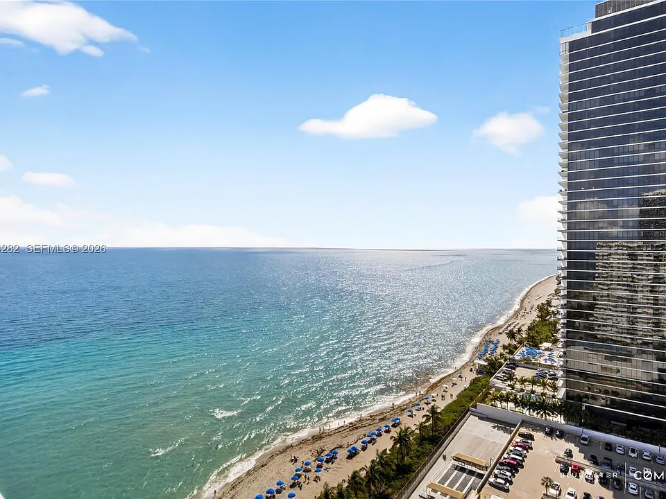 1950 S Ocean Dr #17N