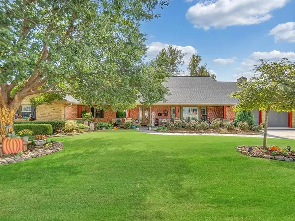 120 E Hillcrest Ln, Hobart, OK 73651