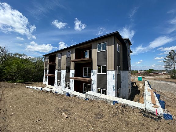 2nd image of 6950 Hickman Rd #301A