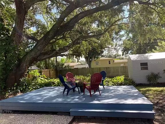 5th image of 4412 W Lawn Ave