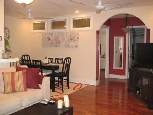Rented by Kian Realty | media 11