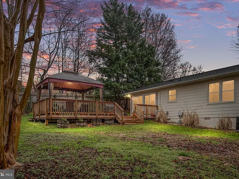 1705 Sherwood Dr — Photo 40