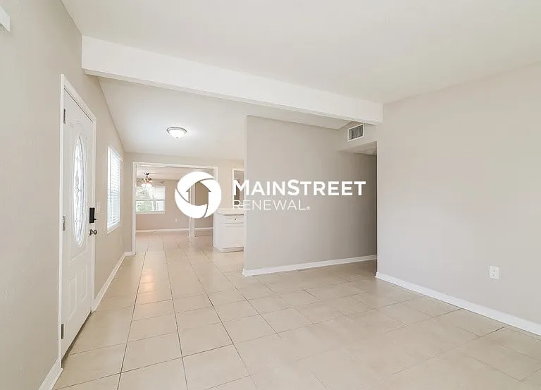 502 Glad Rd — Photo 2