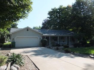 70353 Elkhart Rd, Edwardsburg, MI 49112