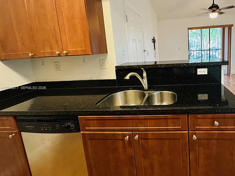 15680 SW 106th Ln #804 — Photo 15
