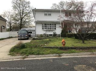 307 Pine St, Middletown, NJ 07748
