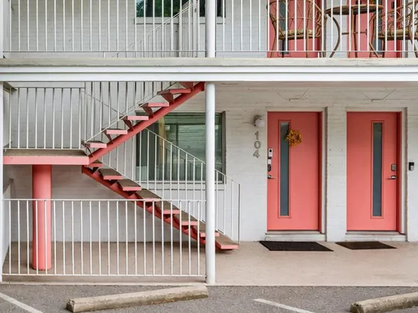 1208 Enfield Rd APT 104, Austin, TX 78703