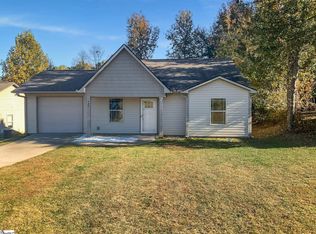 422 Mount Hood Dr, Inman, SC 29349