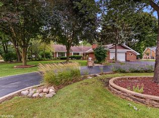 432 Columbine Cir, Schaumburg, IL