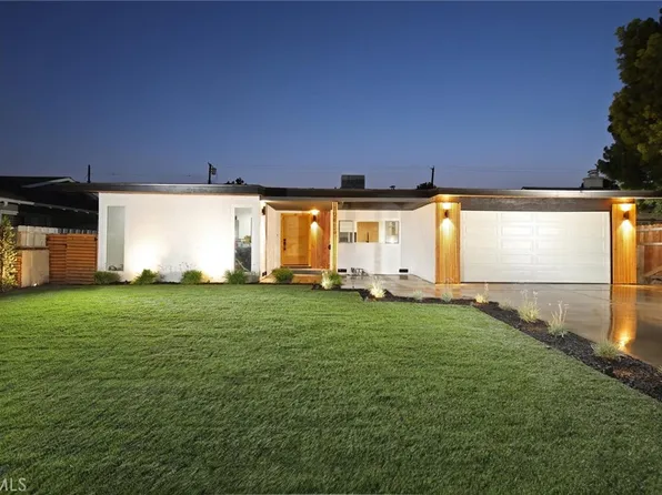 10415 Bevis Ave, Mission Hills, CA 91345