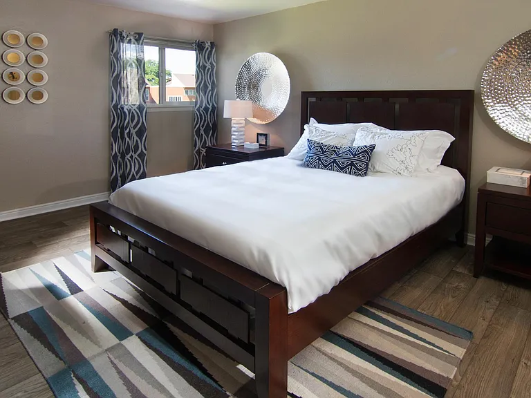 Foothill Place Apartments — Photo 54