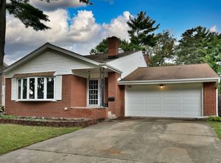 708 E Prairie Ave, Des Plaines, IL