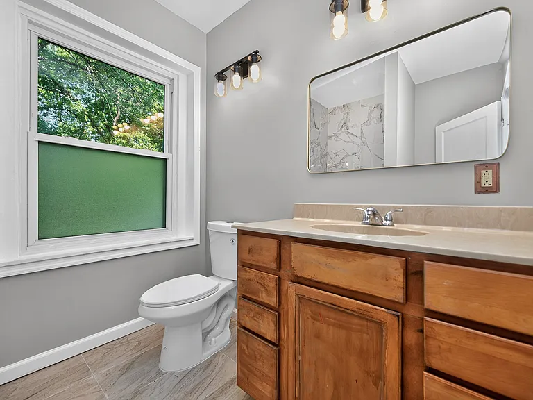 904 Locust Corner Rd — Photo 11