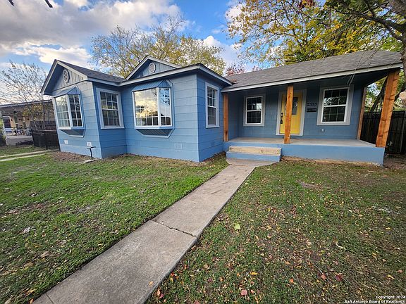 2nd image of 2333 W HUISACHE AVE