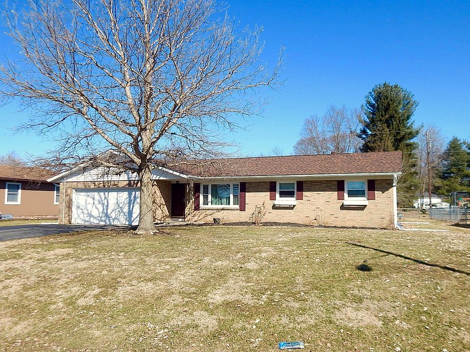1st image of 104 Gregory Dr