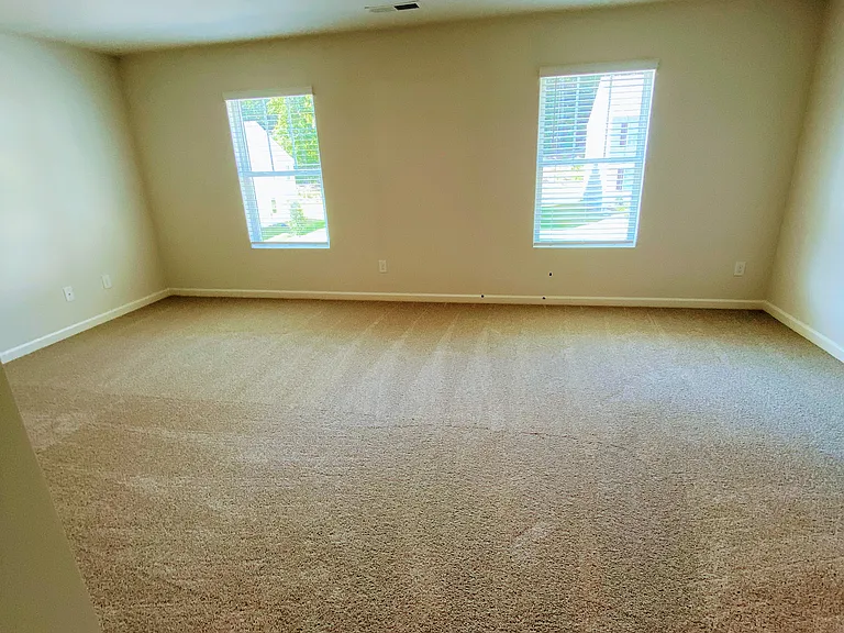 202 Creekview Way — Photo 16