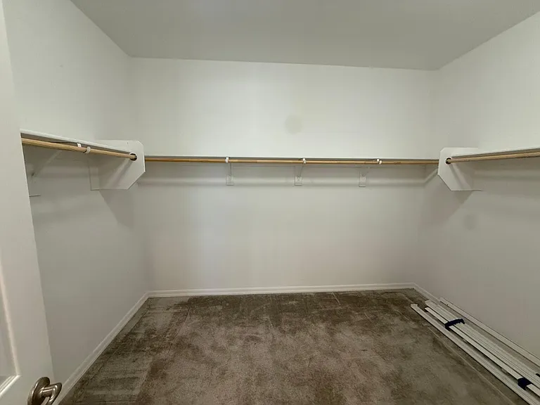 15744 W Jefferson St — Photo 21