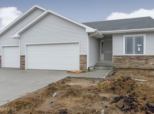 609 Lincoln St, Bondurant, IA 50035