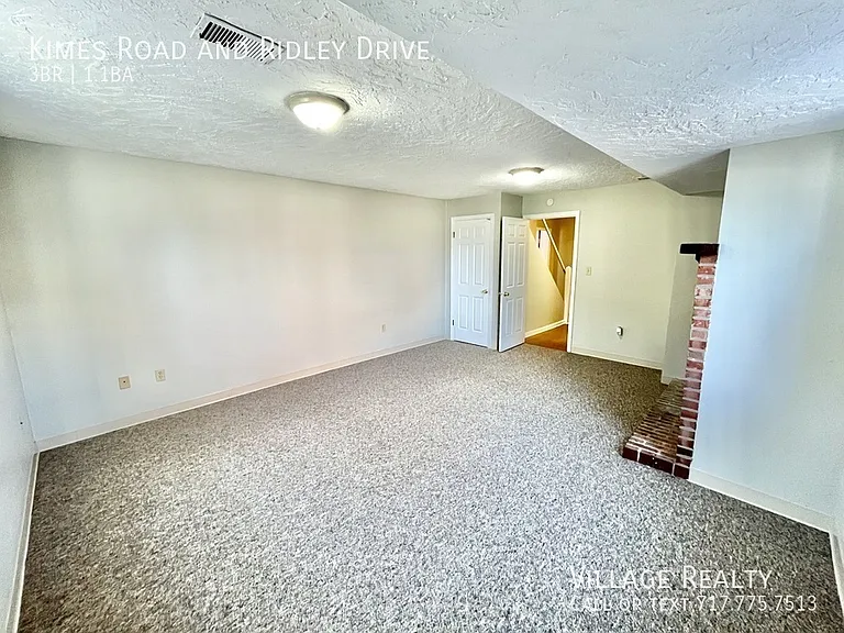 Kimes Rd — Photo 102