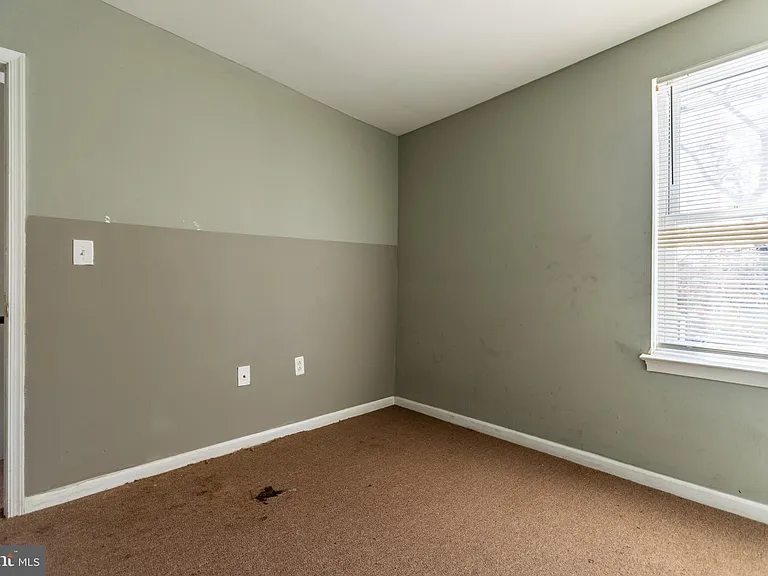 1706 N Willington St — Photo 23
