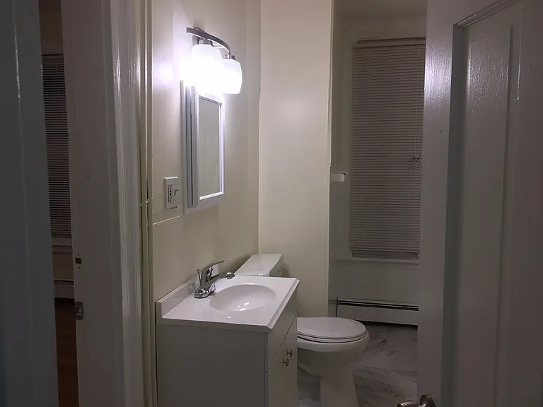 28 Cedar St #1 — Photo 10