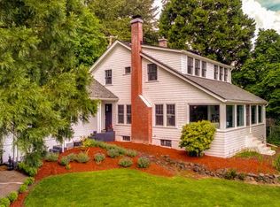 11821 SW Riverwood Rd, Portland, OR 97219