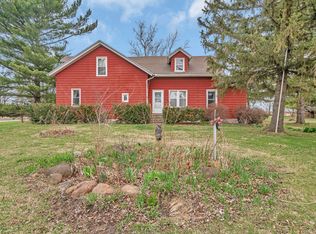 7800 E Goodfarm Rd, Gardner, IL 60424