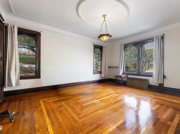 3850 Cannon Place image 4 of 12