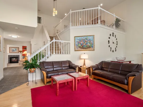 15 Pinchion Vale Unit 15, Plymouth, MA 02360