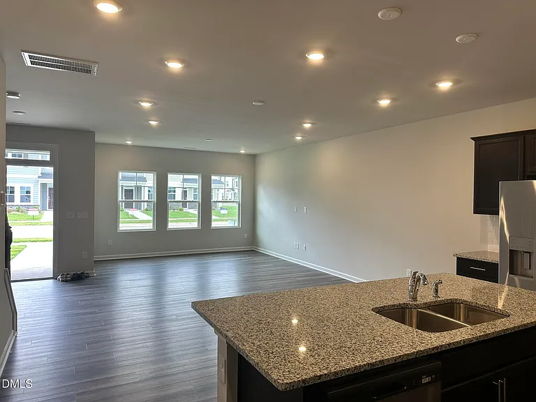 1505 Fruit Tree Ln — Photo 3