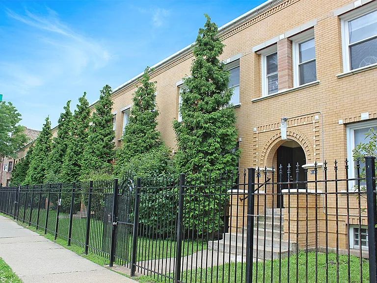 6160 S Martin Luther King Dr — Photo 24