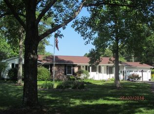 5806 Market Rd, Marion, IL 62959