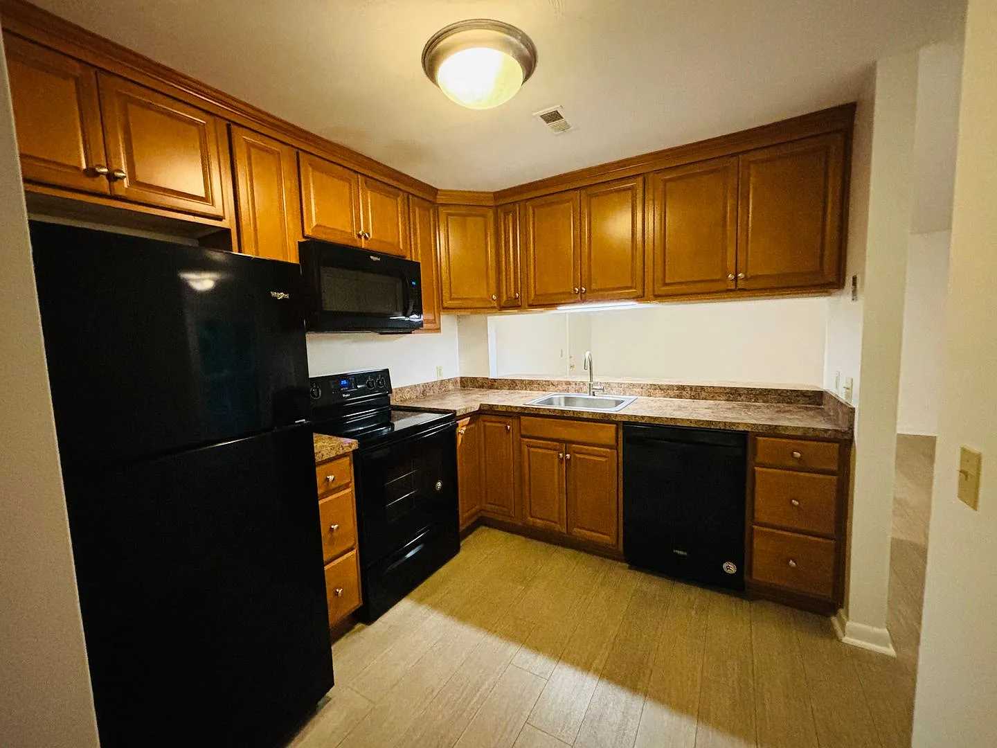 4 Bedroom 2 Bath Condo — Photo 1