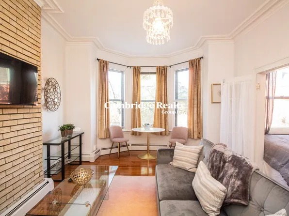 282 Washington St, Brookline, MA