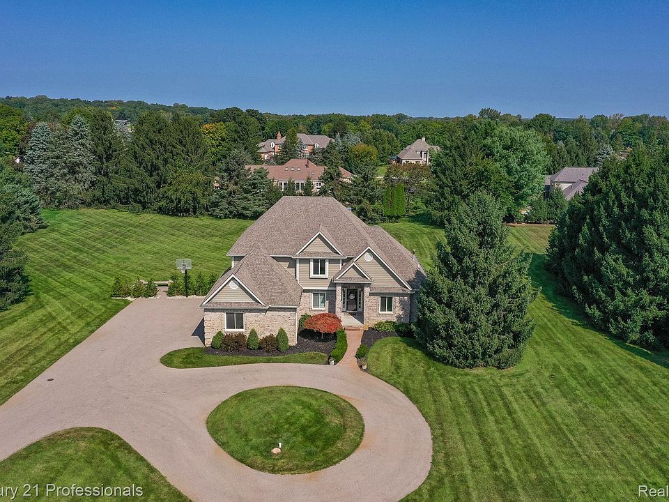 1st image of 914 Shrewsbury Dr