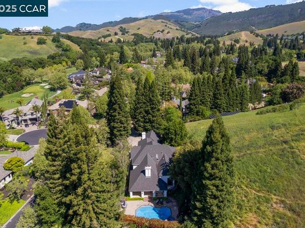 532 Blackhawk Club Dr, Danville, CA 94506