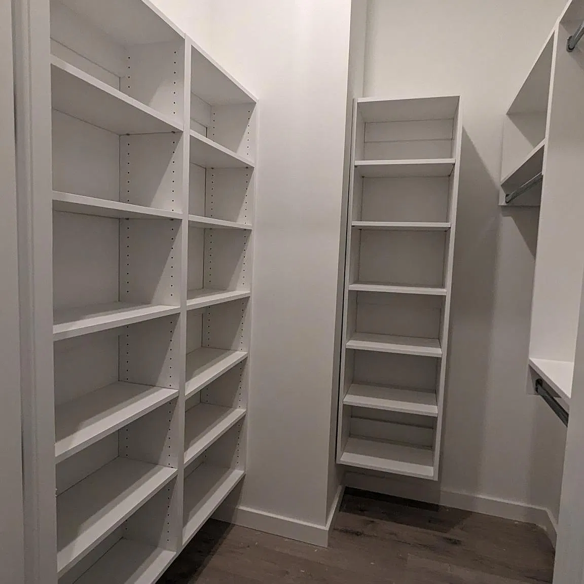 2 bed, 1070 sqft, $3,490 — Photo 3