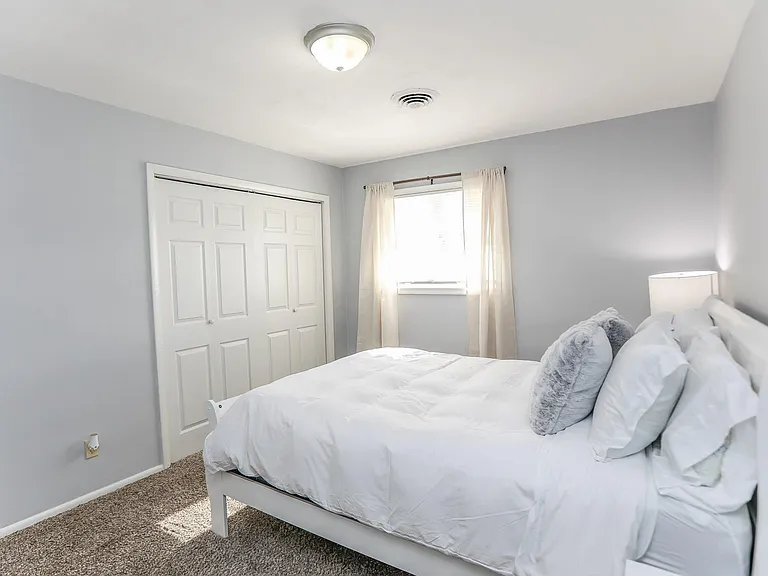 1280 W Ocean View Ave #4 — Photo 7
