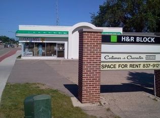 815 W Main St, Sun Prairie, WI 53590