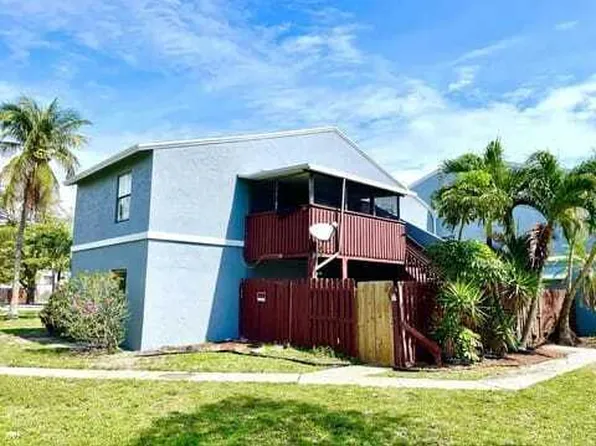13 Crossings Circle #F, Boynton Beach, FL 33435